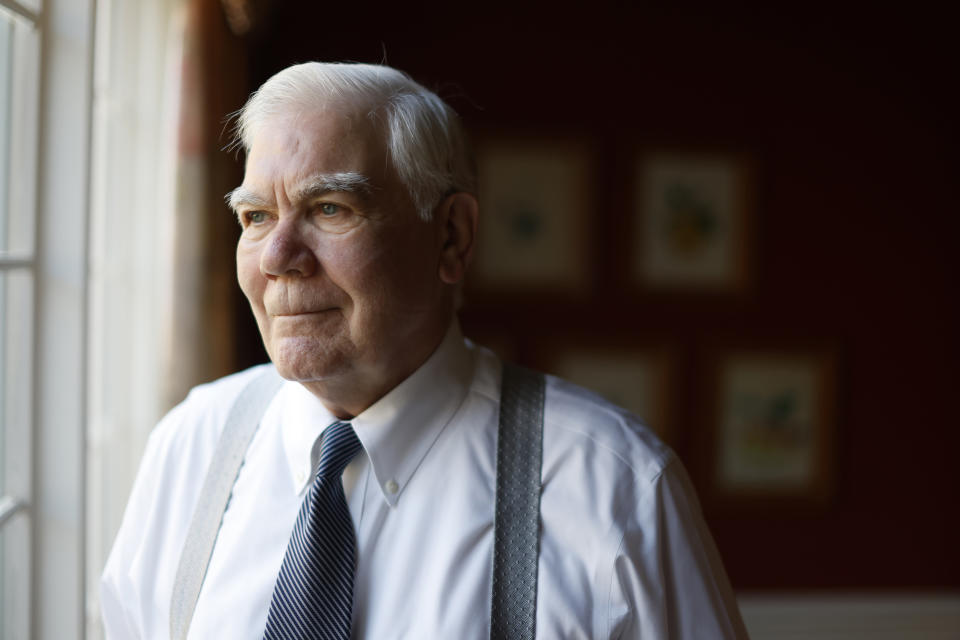 Robert Cindrich, un juez federal retirado que se convirtió en el presidente de 21st Century Biodefense, en su hogar en Zelienople, Pensilvania, cerca de Pittsburgh, el 10 de diciembre de 2021. (Jared Wickerham/The New York Times).