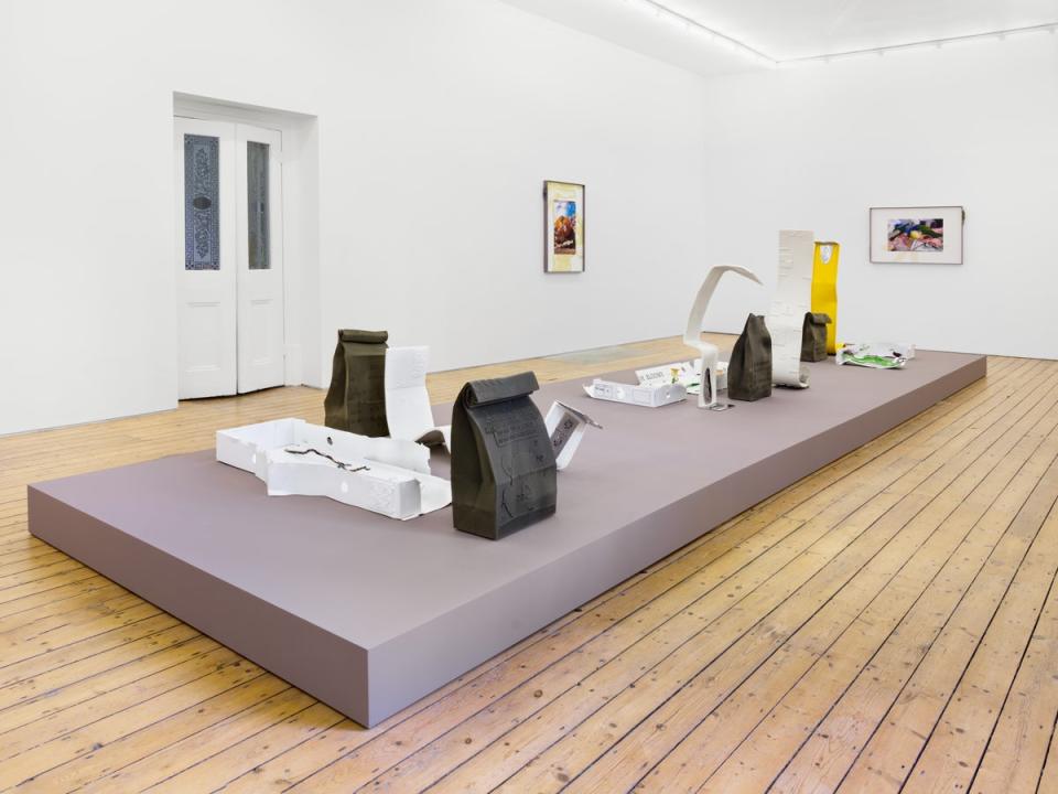 Magali Reus: X I I installation view (Courtesy Magali Reus and the Approach Gallery)