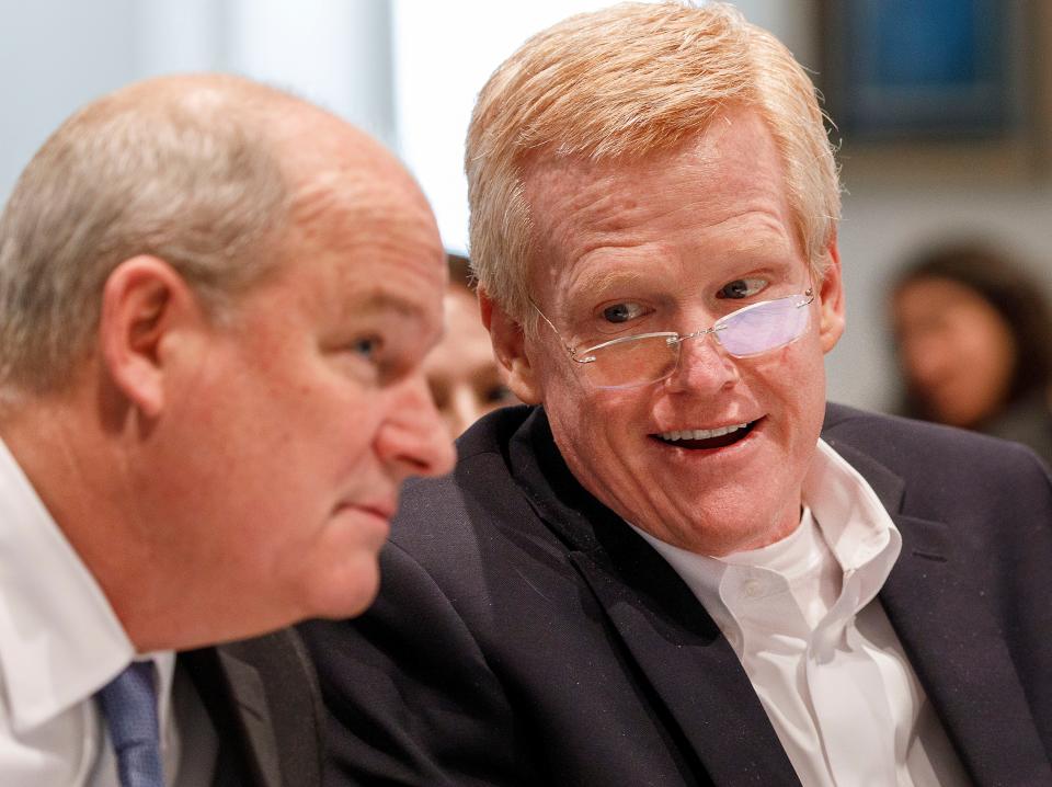 Defense attorney Jim Griffin talks with Alex Murdaugh during his trial at the Colleton County Courthouse in Walterboro, Wednesday, Feb. 15, 2023. Grace Beahm Alford/The Post and Courier/Pool