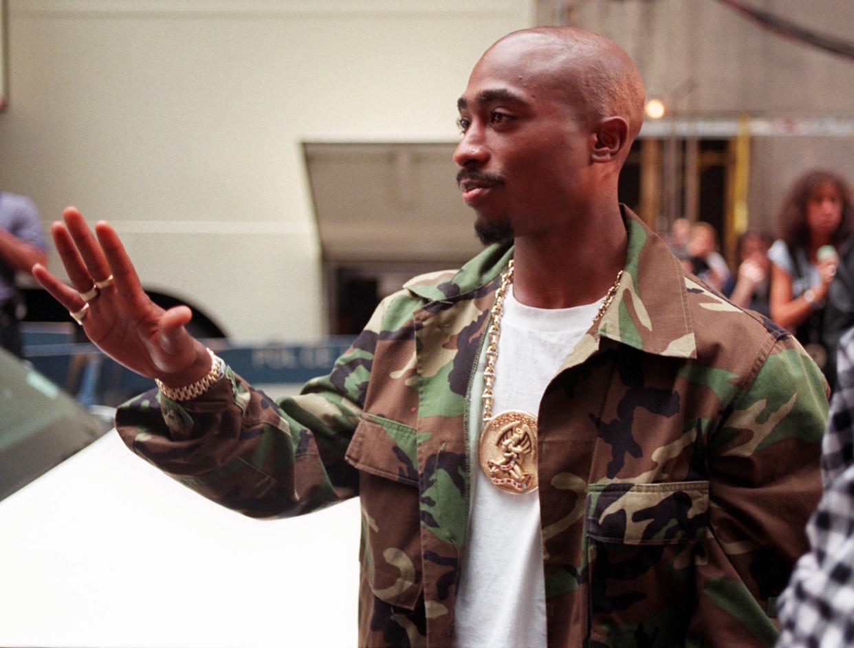 Tupac Shakur wurde mit Songs wie „California Love“ weltberühmt. Er wurde nur 25 Jahre alt. (Bild: AP Photos)