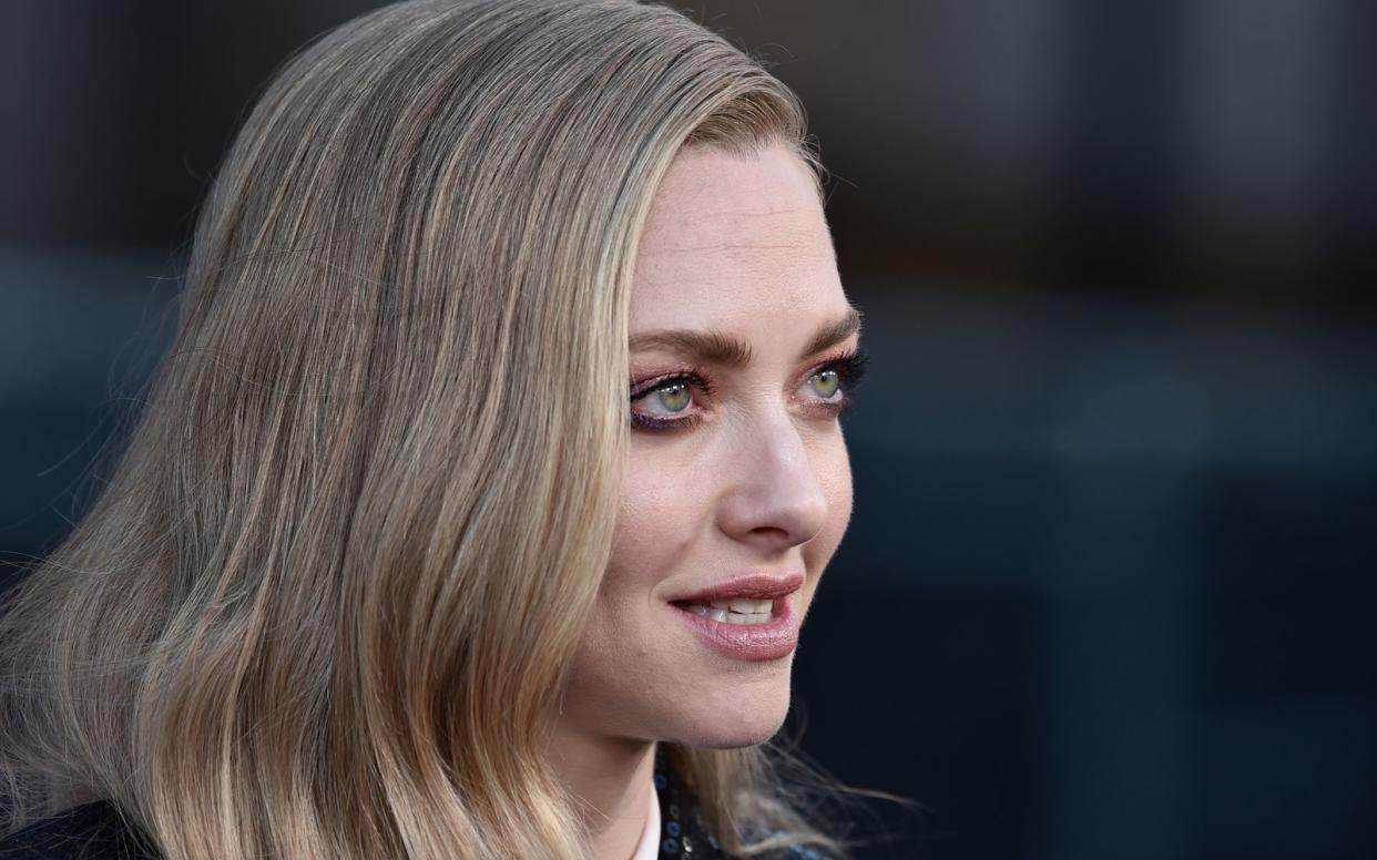 Amanda Seyfried bereut Nacktszenen, zu denen sie zu Beginn ihrer Karriere gedrängt worden sei. (Bild: 2022 Getty Images/Alberto E. Rodriguez)