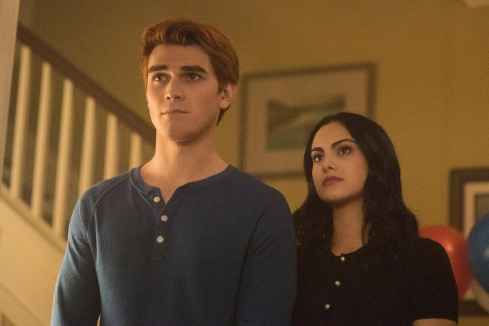 K.J. Apa as Archie and Camila Mendes as Veronica in <em>Riverdale.</em> (Photo: Dean Buscher/The CW)