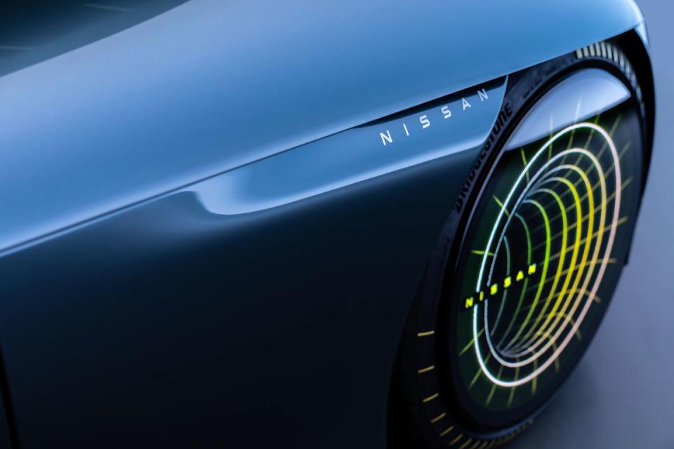 Nissan Max-Out Concept - Photos From Every Angle