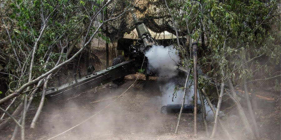 The defenders of Ukraine are firing at positions in the Donetsk Oblast