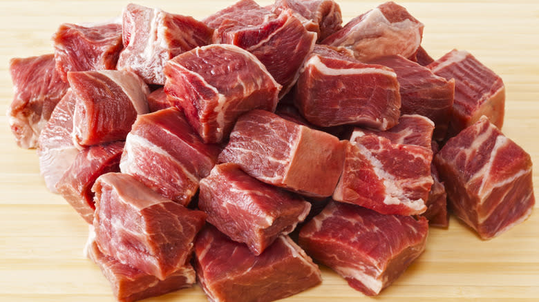 raw cubes of chuck beef