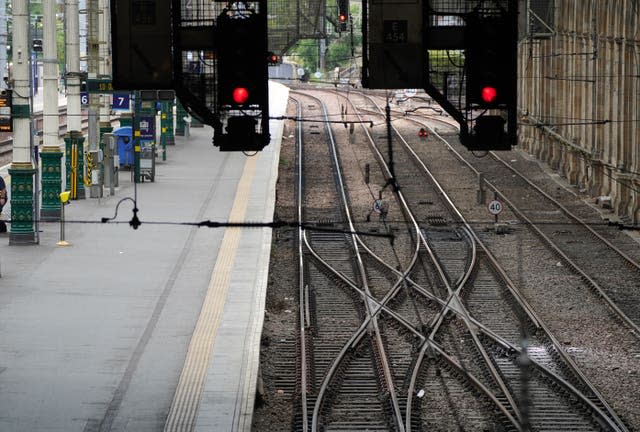 A quiet platform at Waverley station in Edinburgh