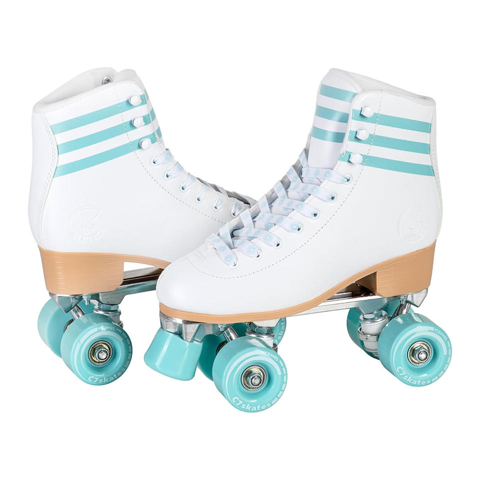 C7Skates The Summer I Turned Pretty Blue Daisy Roller Skates