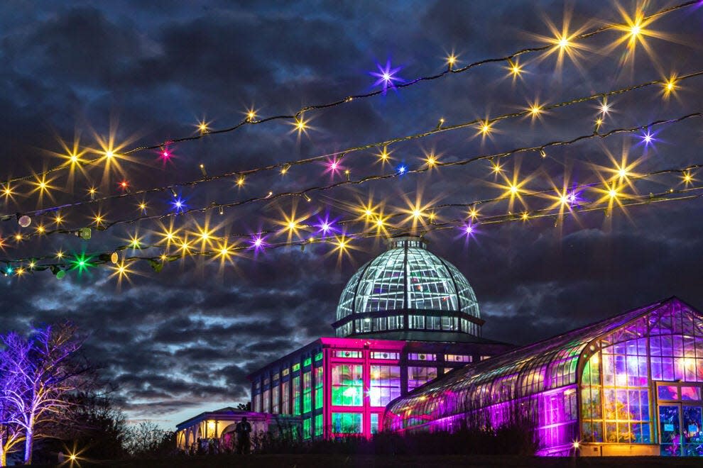 Don't miss the gorgeous lights at Dominion Energy GardenFest of Lights