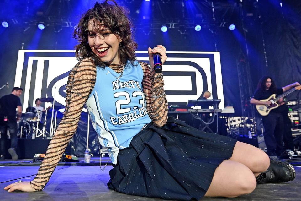 NEW ORLEANS, LOUISIANA - APRIL 01: King Princess performs on stage during the 2022 NCAA March Madness Music Festival at Woldenberg Park on April 01, 2022 in New Orleans, Louisiana. (Photo by Daniel Boczarski/Getty Images for WarnerMedia)