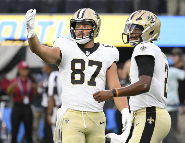 Report: Sean Payton strikes again, signs Saints TE Lucas Krull to