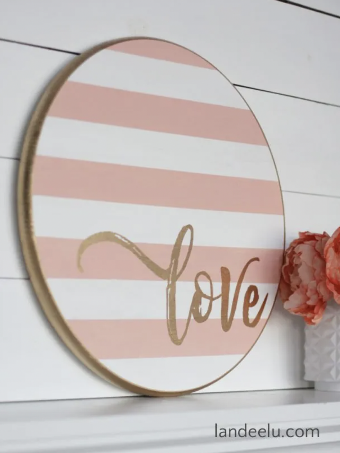 diy round love sign