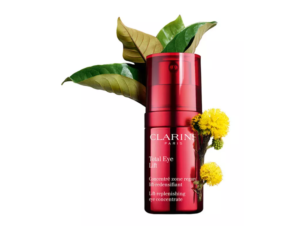  (Clarins)