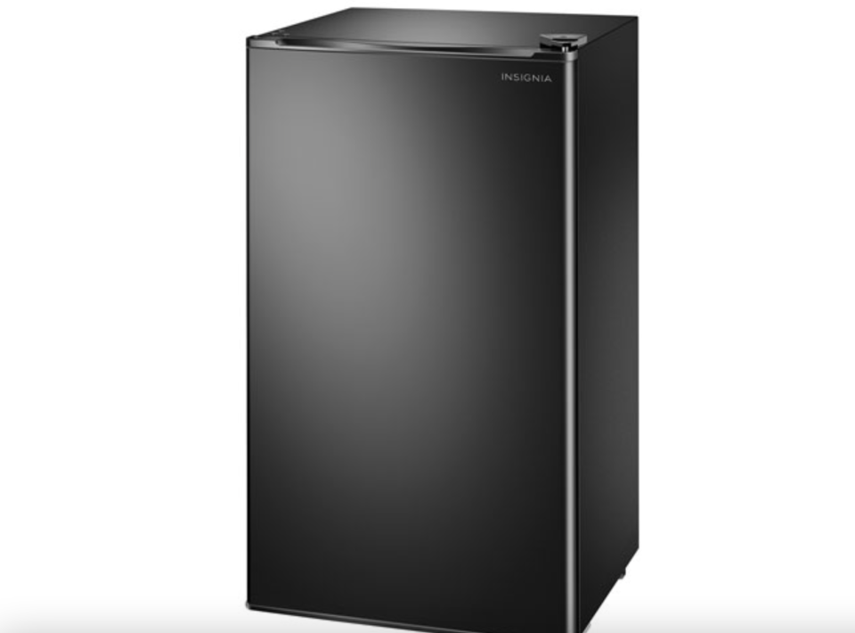 Insignia 3.3 Cu. Ft. Freestanding Bar Fridge (NS-CF33BK8) - Black - Only at Best Buy
