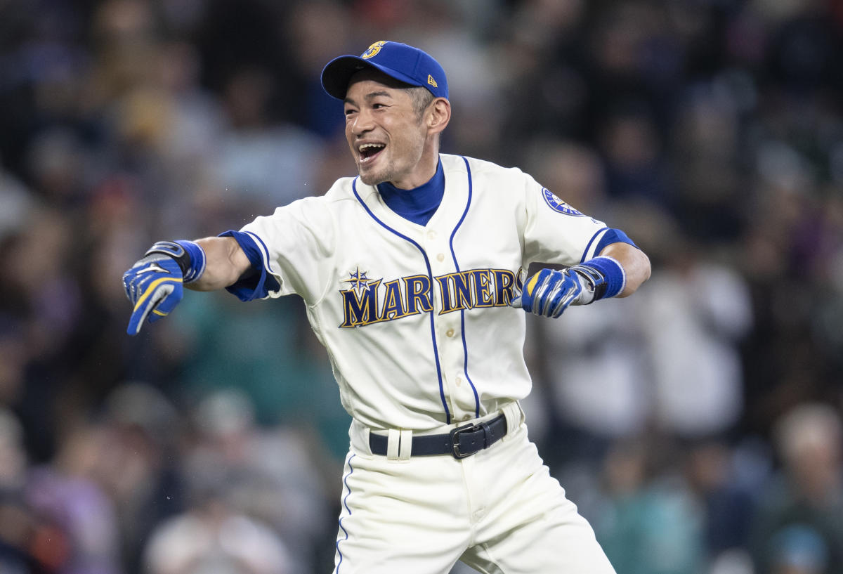Ichiro Suzuki reportedly signs minor league contract with Mariners