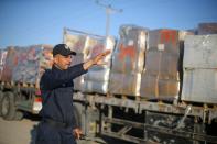 Palestinians in Gaza export clothes