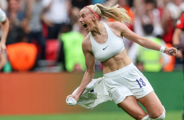 England Lionesses hero Chloe Kelly to get her own bra framed