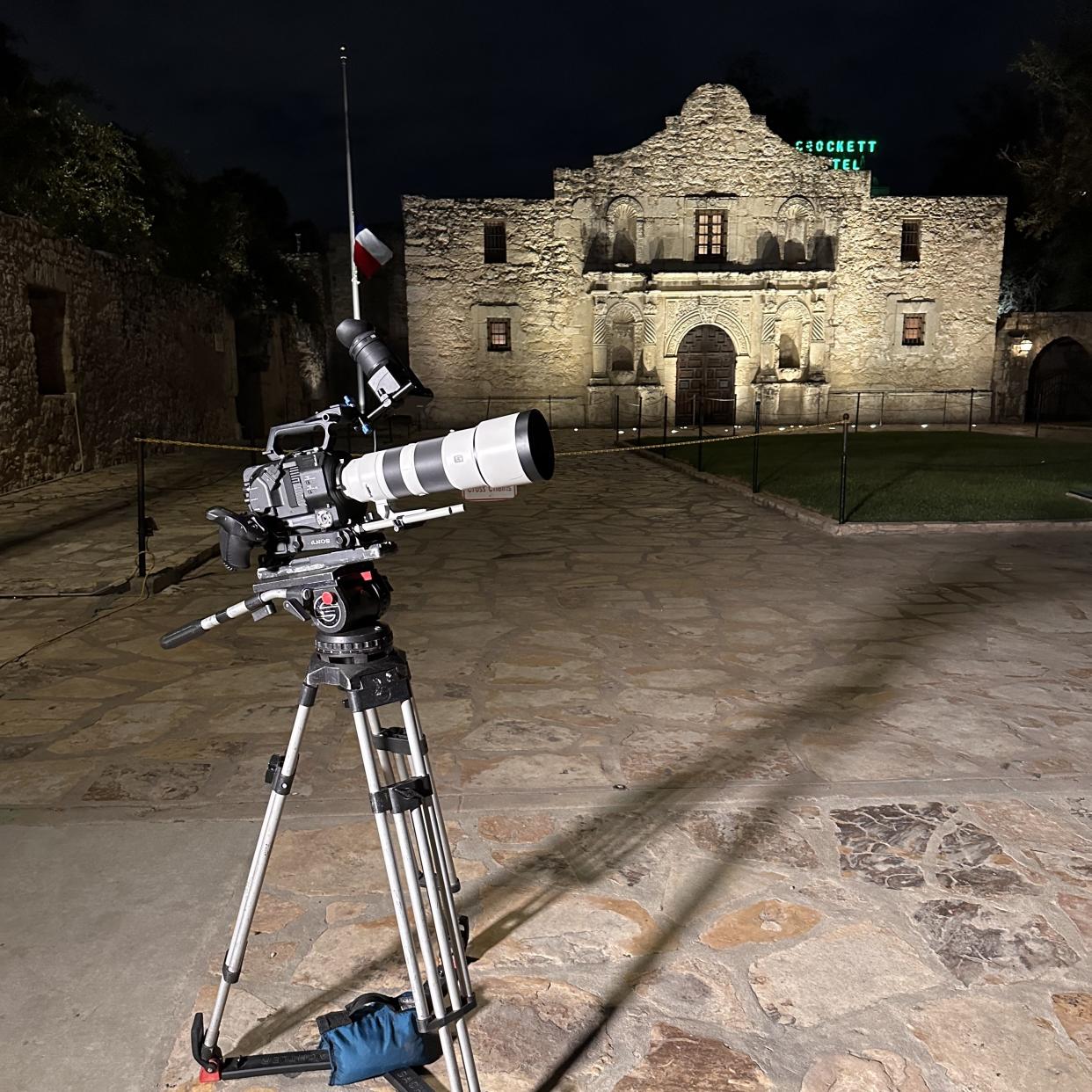  Fox Weather camera setup for the solar eclipse with a Sony PXW-400 and a Canon lens. 