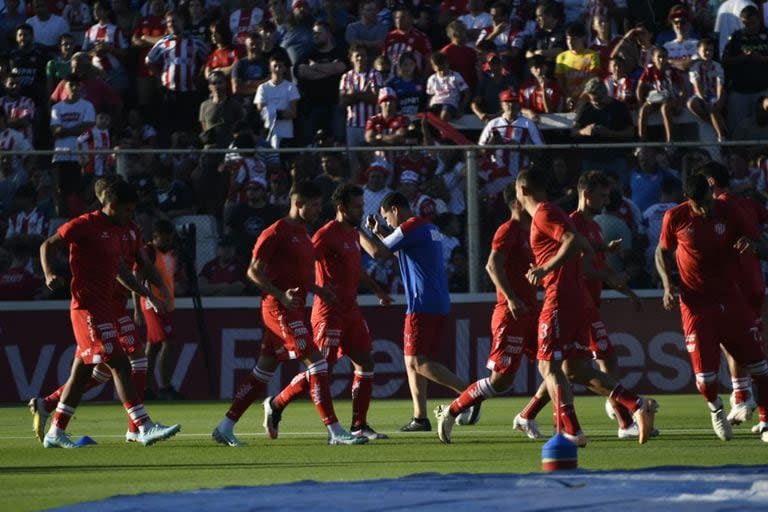 La entrada en calor de Unión, antes de enfrentarse a Boca