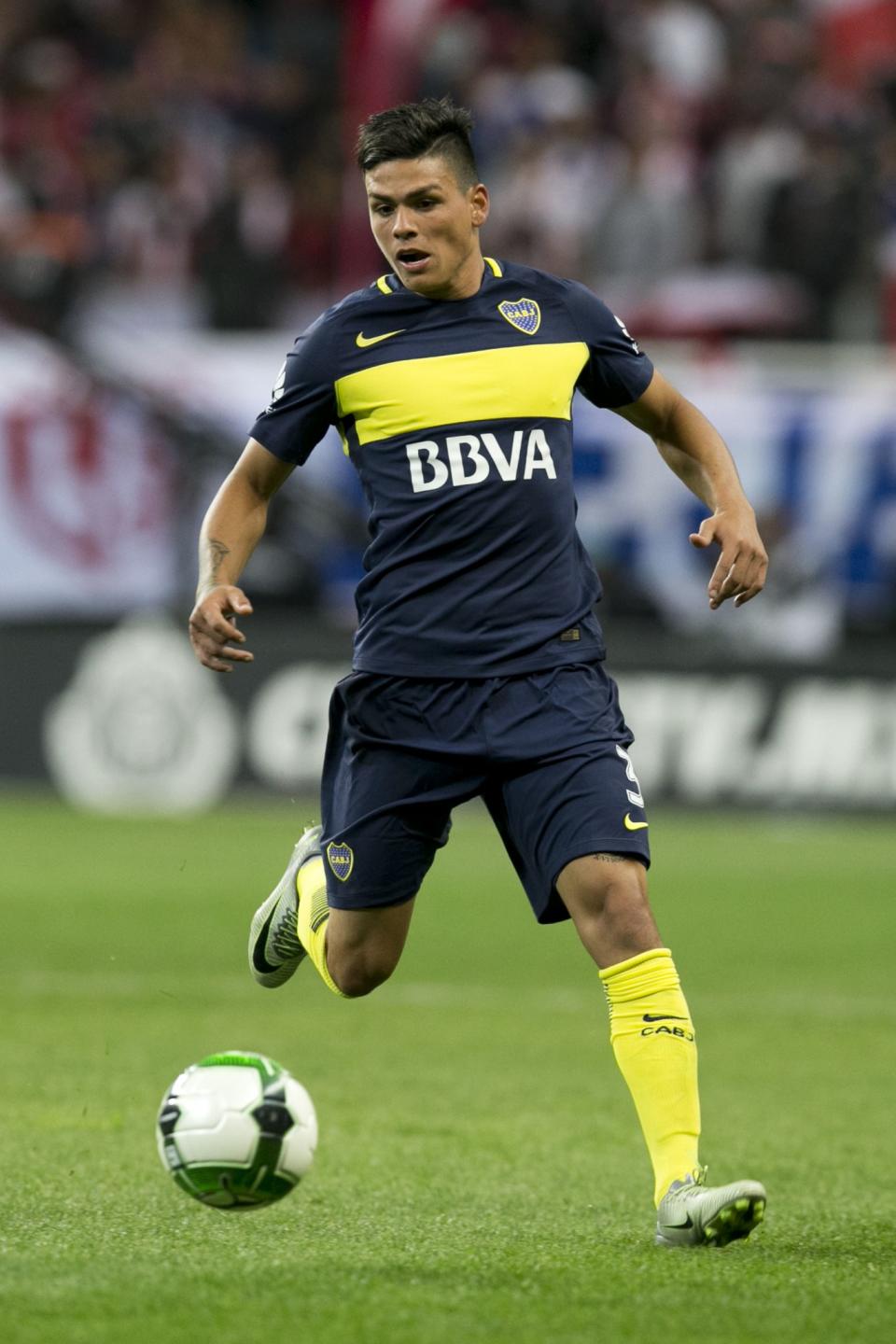 <p><b>Jonathan Silva vs. Juan Manuel Insaurralde (Boca Juniors) </b>– Durante un entrenamiento matutino de Boca Juniors en el Complejo Pedro Pompilio. Juan Manuel Insaurralde y Jonathan Silva se agarraron a trompadas en pleno ejercicio dirigido por Guillermo Barros Schelotto, quien los echó luego del lamentable episodio. Horas después, trataron de poner paños fríos al asunto. <b> / Foto: Getty Images </b> </p>