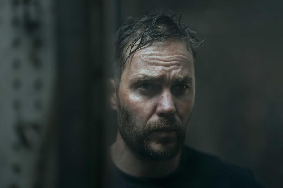 Glen Kryger (Taylor Kitsch) in Painkiller. (Netflix)