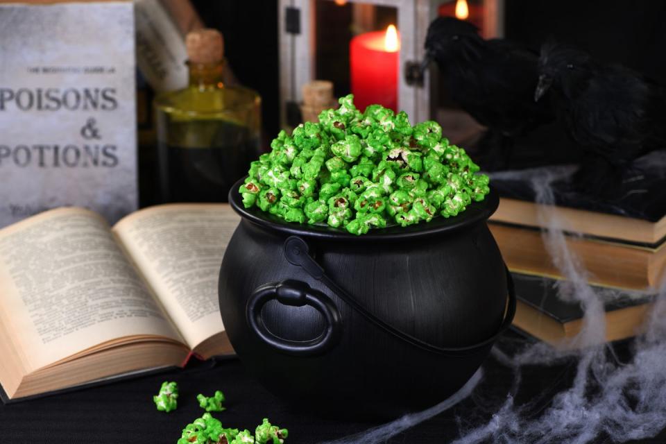 <p>After you've popped your popcorn, mix it with white chocolate that has been dyed green with food coloring. Allow it to sit on parchment paper. Or, you can just spray with<a href="https://www.amazon.com/Wilton-710-5503-Green-Color-Mist/dp/B0000VMASE?tag=syn-yahoo-20&ascsubtag=%5Bartid%7C10070.g.2497%5Bsrc%7Cyahoo-us" rel="nofollow noopener" target="_blank" data-ylk="slk:food coloring mist;elm:context_link;itc:0;sec:content-canvas" class="link "> food coloring mist</a>. </p>