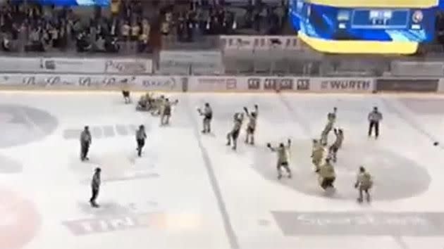 Starhamar players celebrate sweet relief. Pic: YouTube