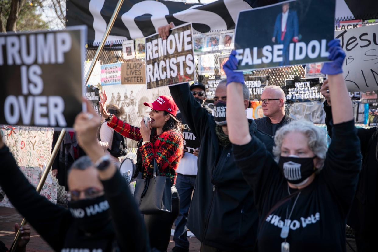 <p>Supporters of U.S. President Donald Trump and counter protesters demonstrate outside of the White House ahead of Saturday's Million MAGA March</p> (Getty Images)