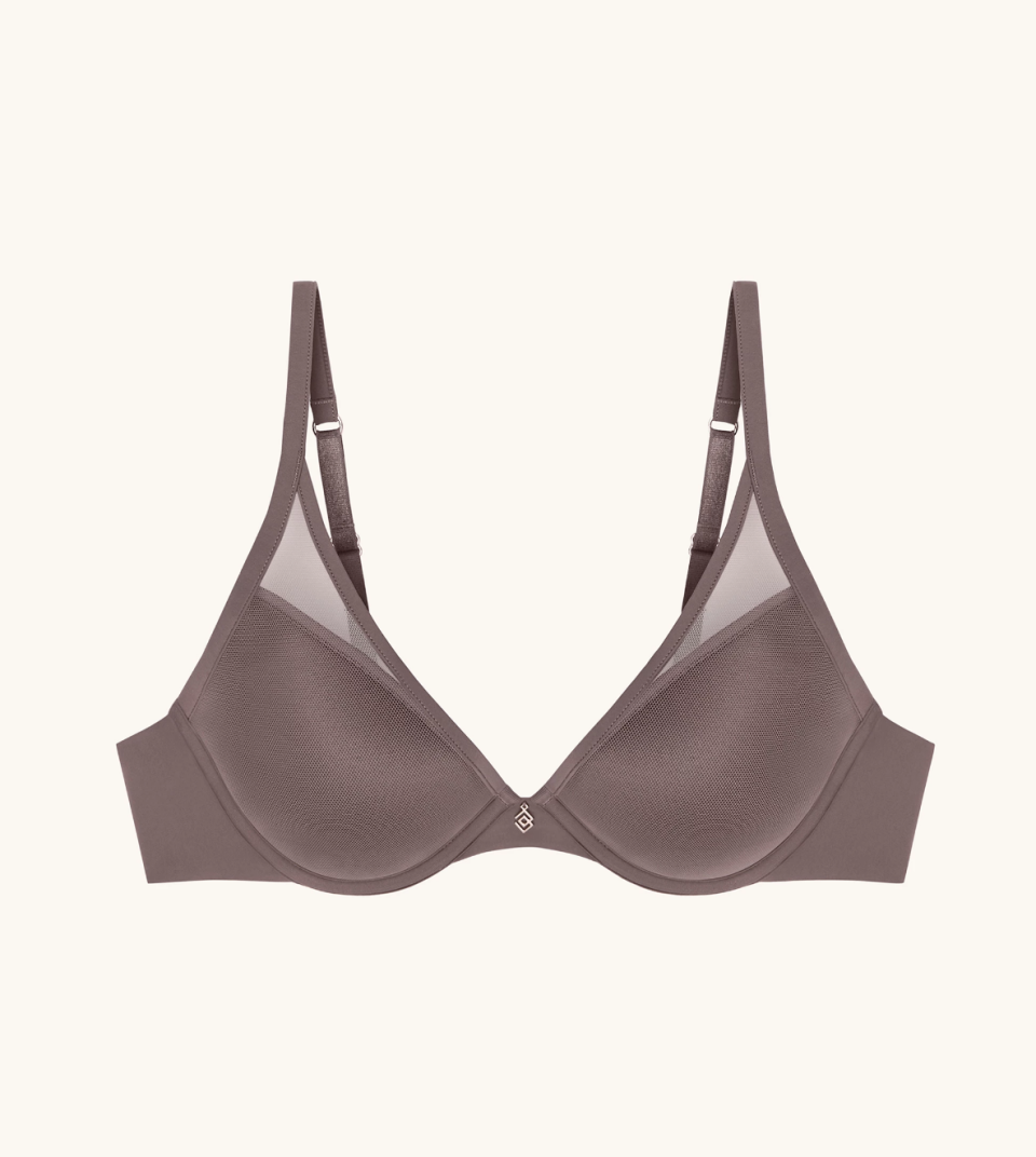 6) 24/7™ Classic Contour Plunge Bra