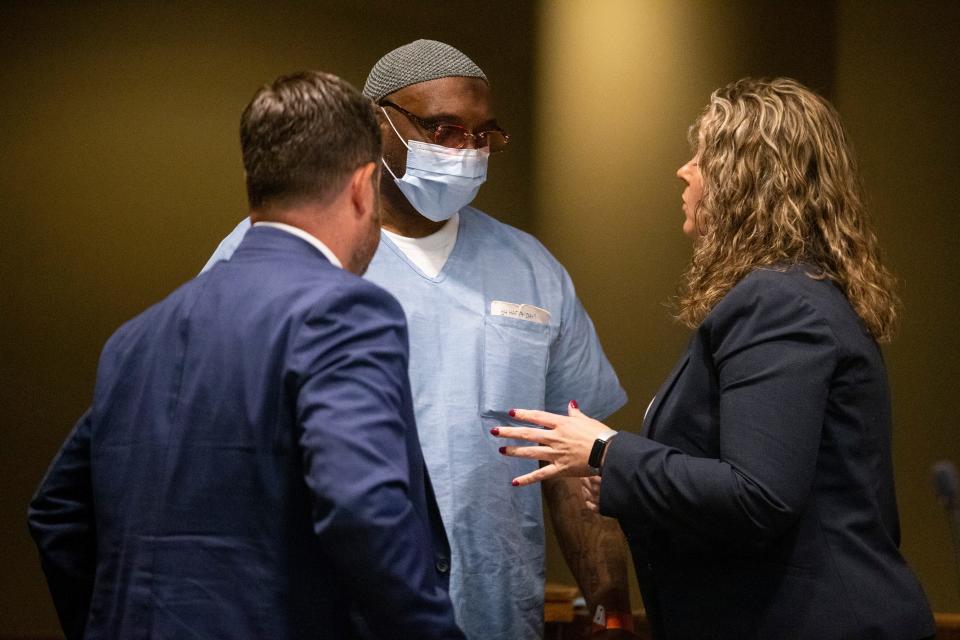 Jason Gichner, deputy director and senior legal counsel of the Tennessee Innocence Project, listens as Artis Whitehead, who has been in jail since 2003 on charges related to the robbery of B.B. King’s in 2002, speaks with Jessica Van Dyke, the lead counsel and executive director of the Tennessee Innocence Project, in court at Shelby County Criminal Court on Wednesday, September 6, 2023. The Innocence Project attorneys are arguing that Whitehead was wrongfully convicted of the crime.