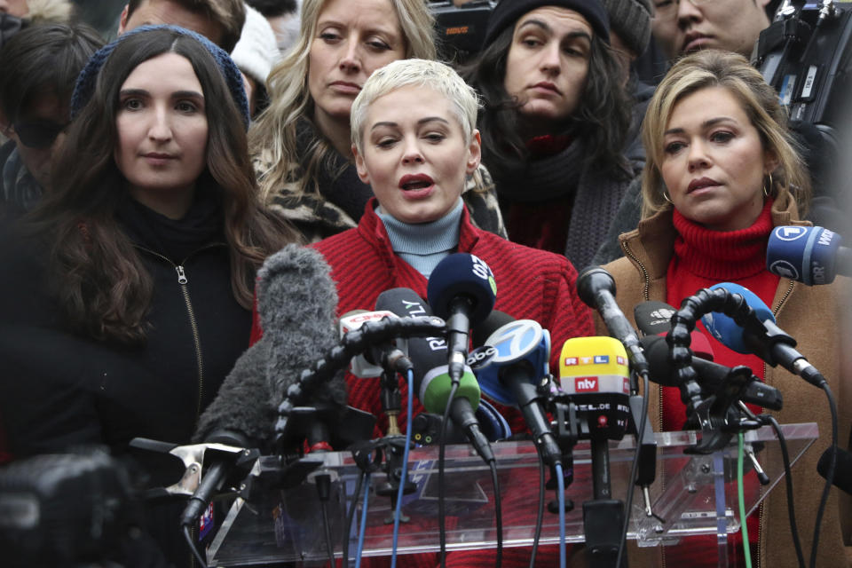 NEW YORK, NY- JANUARY 6: Rose McGowan speaks at a news conference outside a Manhattan courthouse after the arrival of Harvey Weinstein at day 1 of the Harvey Weinstein criminal trial in New York City court on January 6, 2020. Credit: RW/MediaPunch /IPX