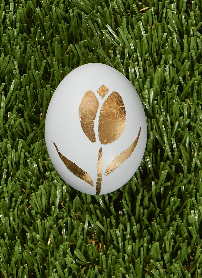 15) Gold Leaf Tulip Easter Egg