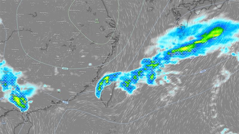 圖為WINDY EC 18日上午降雨模擬。（圖／翻攝自台灣颱風論壇）