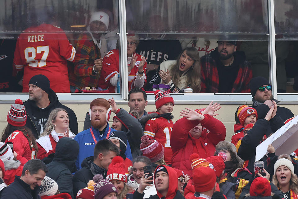 Taylor Swift cheers during the first quarter between the Cincinnati Bengals and the Kansas City Chiefs at Arrowhead Stadium on Dec. 31, 2023, in Kansas City, Missouri. / Credit: Jamie Squire/Getty Images