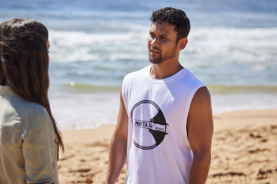 mackenzie booth and mali hudson in home and away