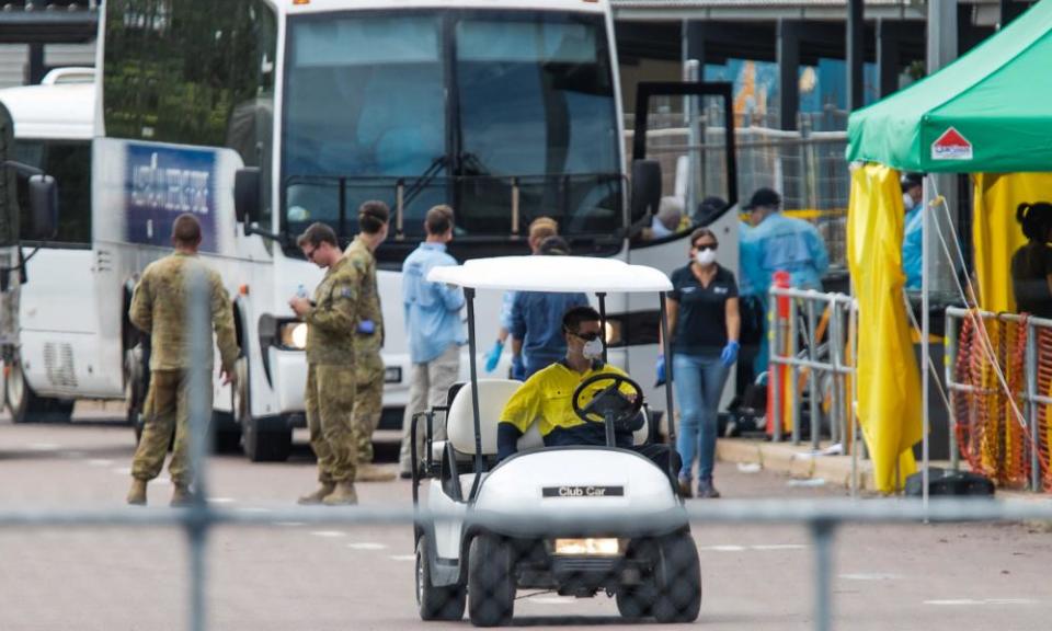 Cruise ship coronavirus evacuees arrive in Darwin.