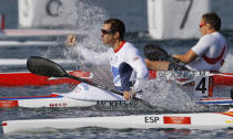 Britain's Ed Mckeever celebrates winning the men's kayak single (K1) 200m final A at the Eton Dorney during the London 2012 Olympic Games August 11, 2012. REUTERS/Darren Whiteside (BRITAIN - Tags: OLYMPICS SPORT CANOEING TPX IMAGES OF THE DAY) 