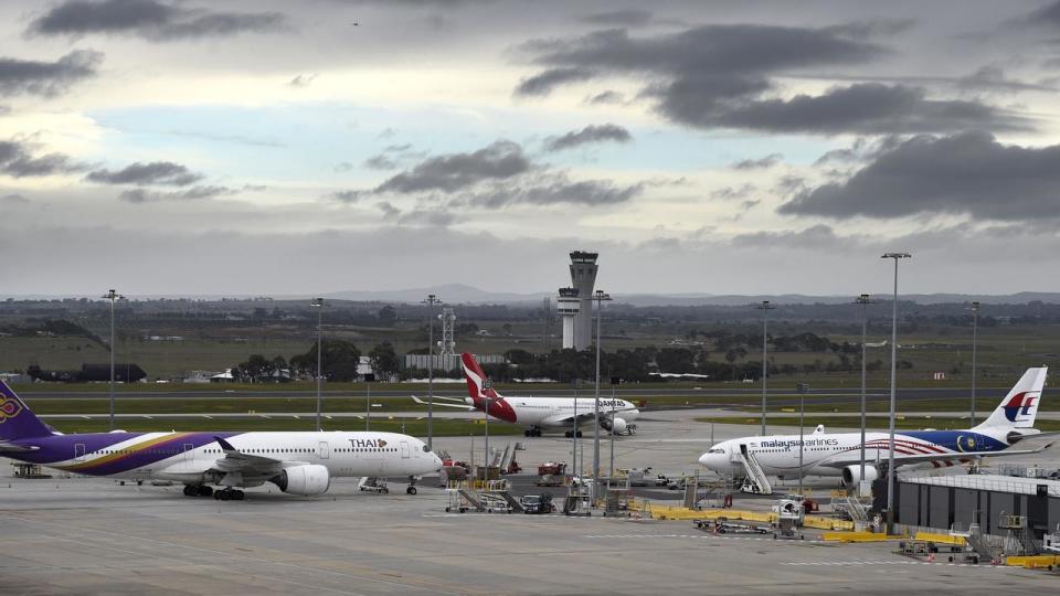 Delays due to airport outages