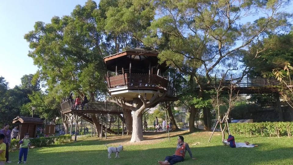 桃園區虎頭山公園內，始於奧爾森林學堂，沿著環山道路(三聖路)至桃信亭，全長一點五公里。(觀行局提供)