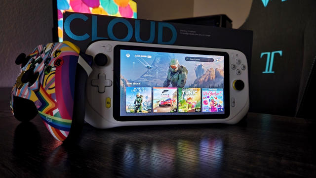 Logitech G formally introduces the G Cloud Handheld for cloud gaming