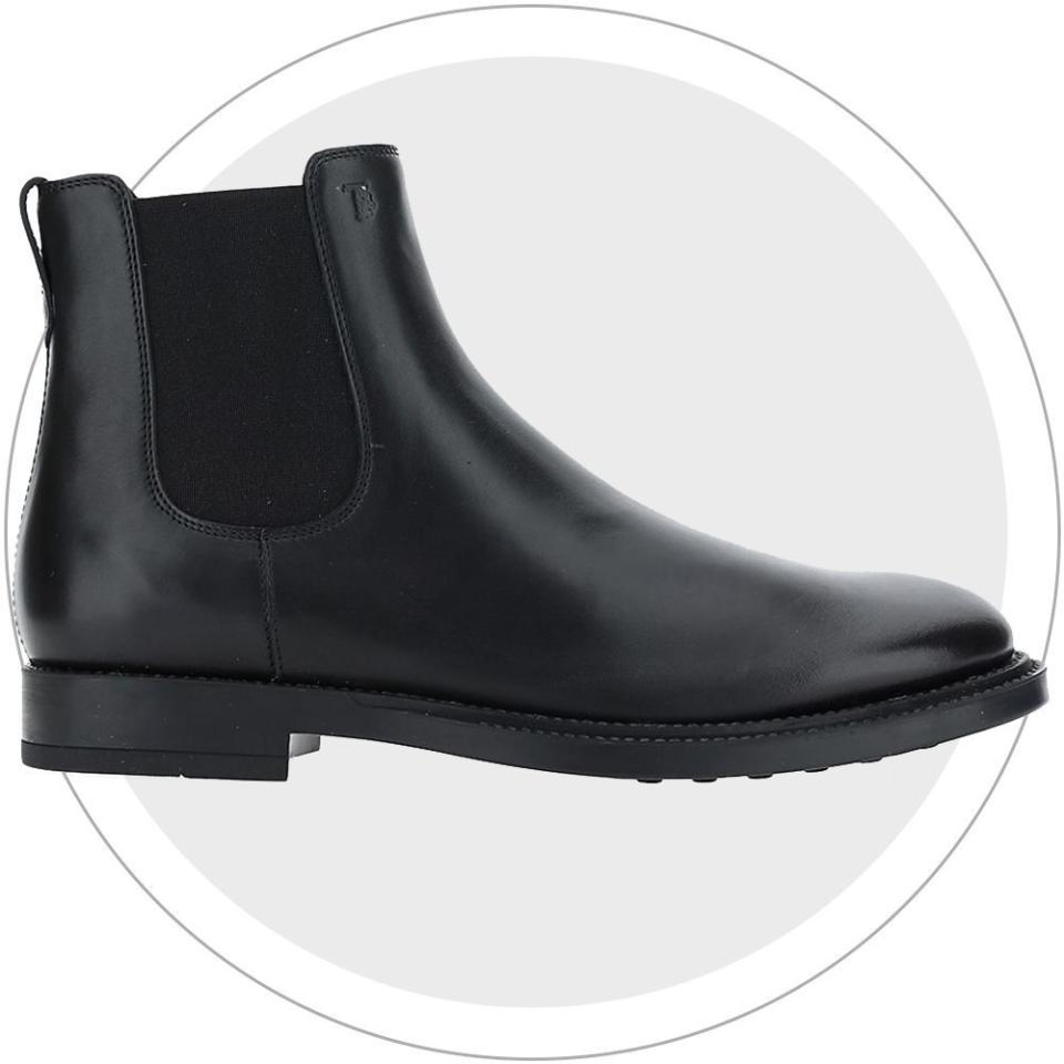 <p><a href="https://go.redirectingat.com?id=74968X1596630&url=https%3A%2F%2Fwww.saksfifthavenue.com%2Fproduct%2Ftod-s-embossed-leather-chelsea-boots-0400015360237.html&sref=https%3A%2F%2F" rel="nofollow noopener" target="_blank" data-ylk="slk:Shop Now;elm:context_link;itc:0;sec:content-canvas" class="link ">Shop Now</a></p><p>Embossed Leather Chelsea Boots</p><p>saksfifthavenue.com</p><p>$825.00</p>