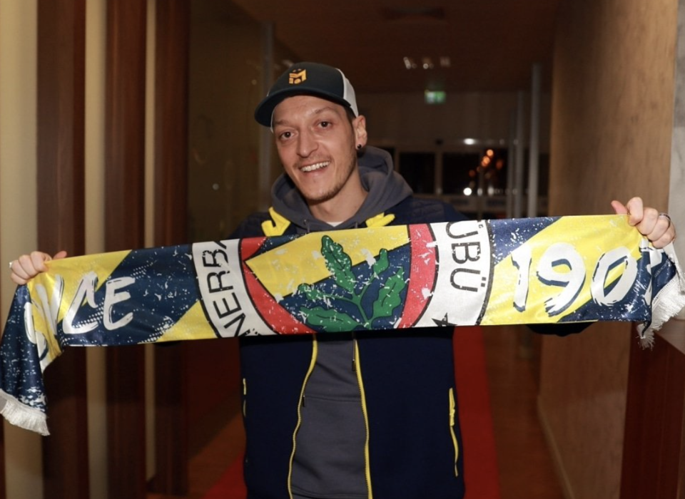 <p>Mesut Ozil</p> (Mesut Ozil / Twitter)