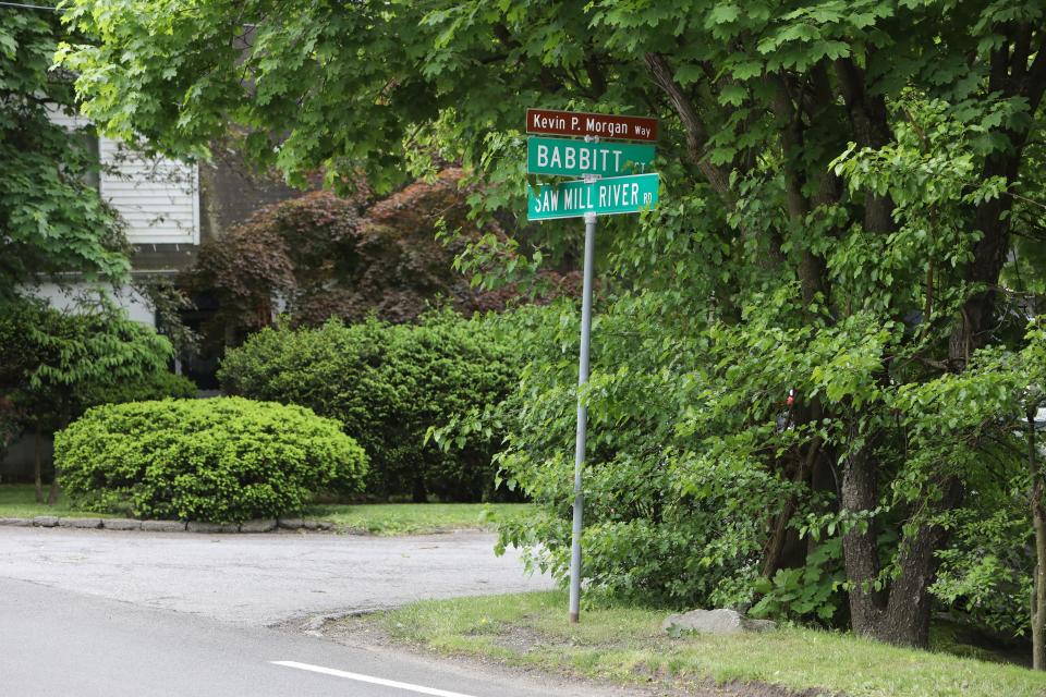 The intersection of Babbitt Court and Saw Mill River Road in Elmsford May 17, 2024.