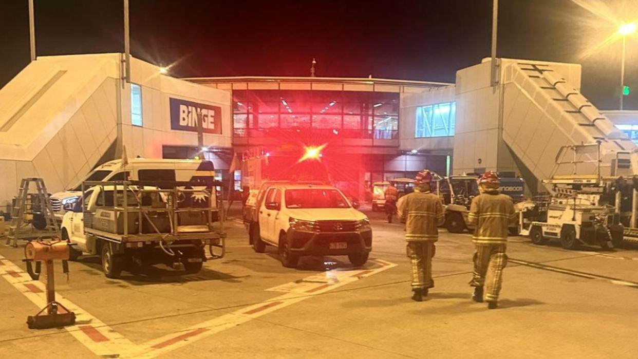 A Canberra to Brisbane Qantas flight was forced to make an emergency landing at Brisbane airport.