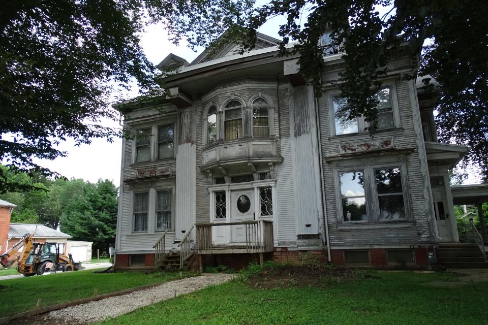 Several activities are planned at the Gill House in Galion this summer, including a science camp for kids, a historical reenactment and concerts.