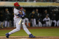 St. Louis Cardinals' Jordan Walker hits an RBI single against the Oakland Athletics during the sixth inning of a baseball game Monday, April 15, 2024, in Oakland, Calif. (AP Photo/Godofredo A. Vásquez)