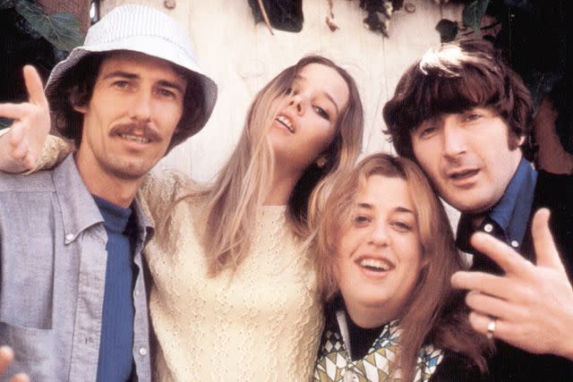 <p>GAB Archive/Redferns</p> The Mamas & The Papas