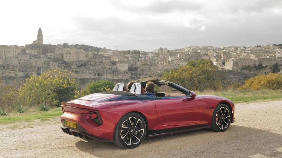 2023 mg roadster prototype