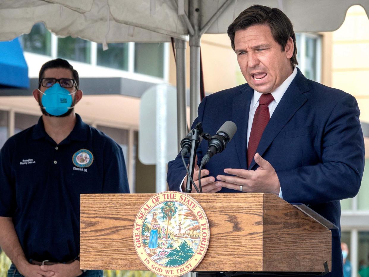 'Shame on you!': Florida governor heckled as coronavirus cases continue to spike in state ('Shame on you!': Florida governor heckled as coronavirus cases continue to spike in state)