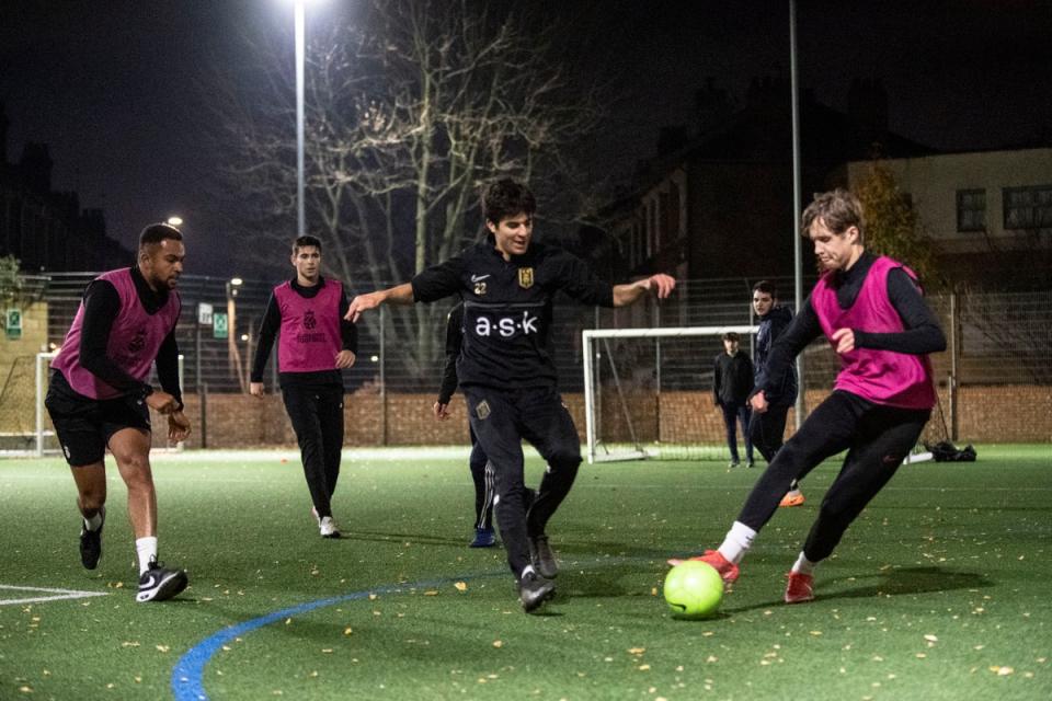 Bloomsbury Football's under-18s team session (Lucy Young)