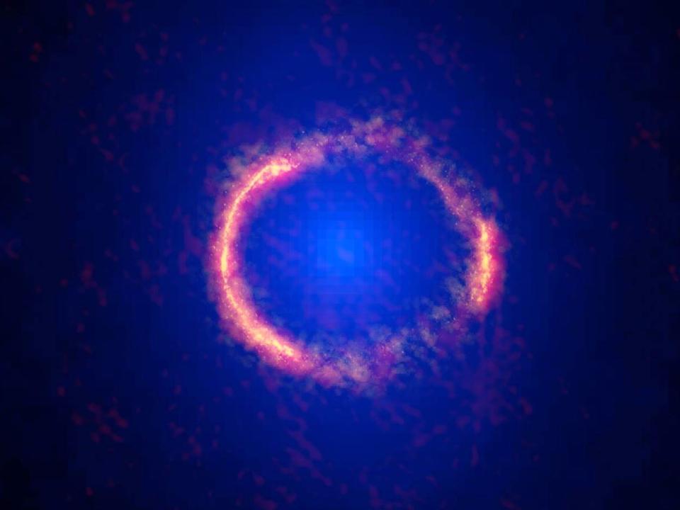 gravitational lens einstein ring alma